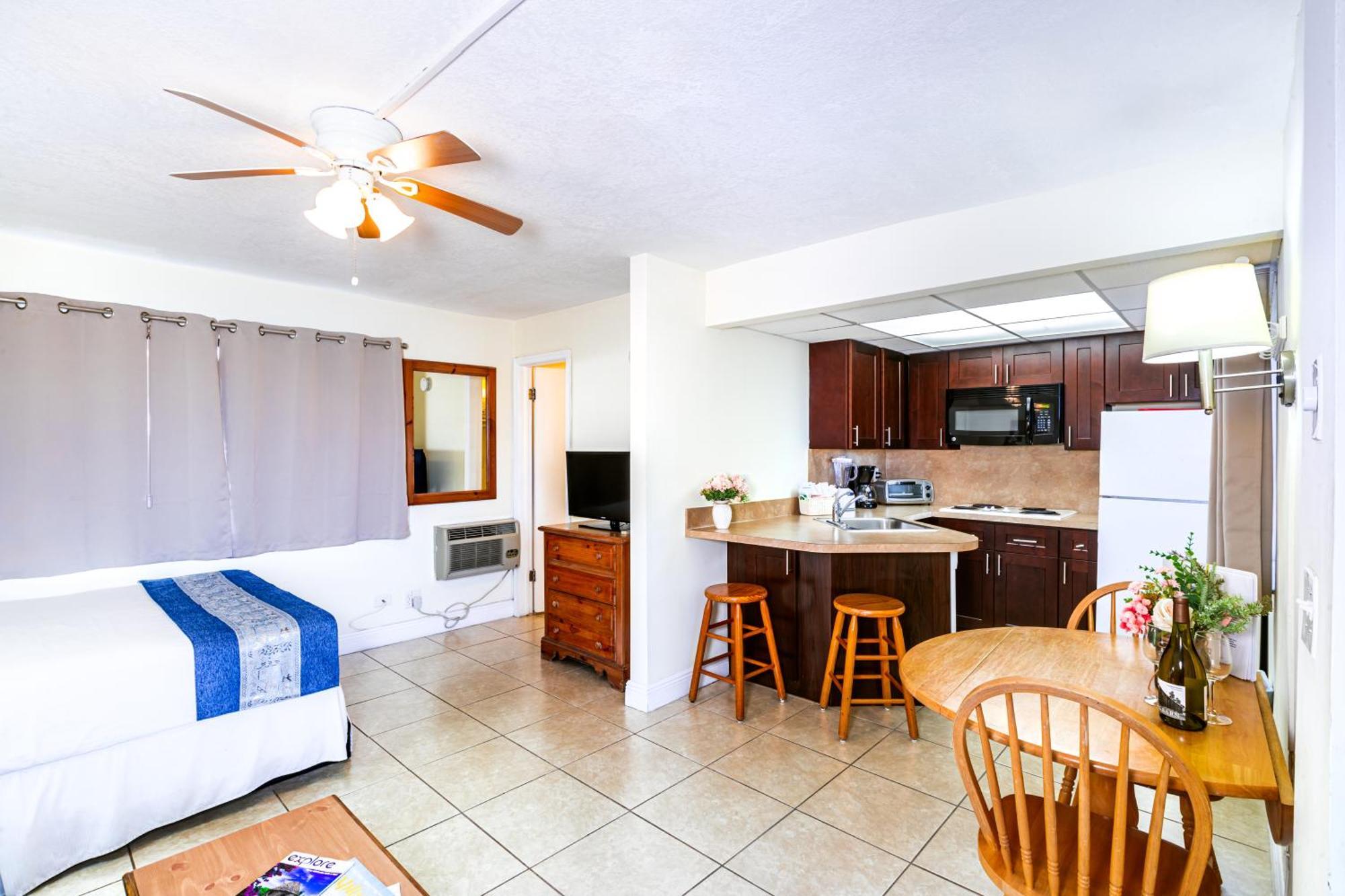 Emerald Seas Deerfield Beach Club エクステリア 写真